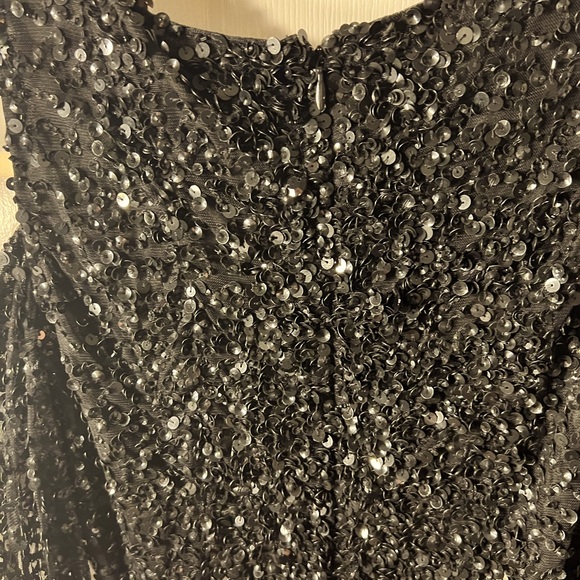 Brand New w/ Tags Parker Black Cold Shoulder Beaded Sequin Black Dress Size 4! - Picture 4 of 6